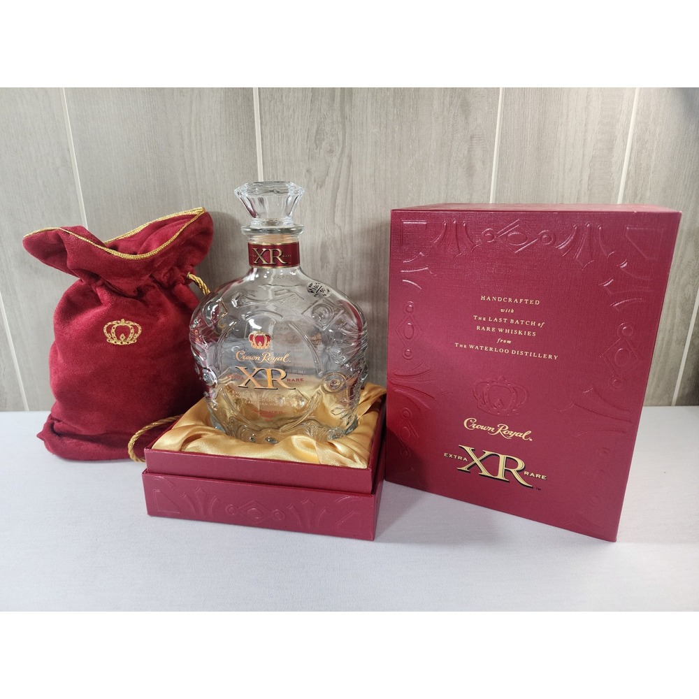 Crown Royal XR Extra Rare EMPTY Bottle 750ml Waterloo Red Box Bag Glass Decanter